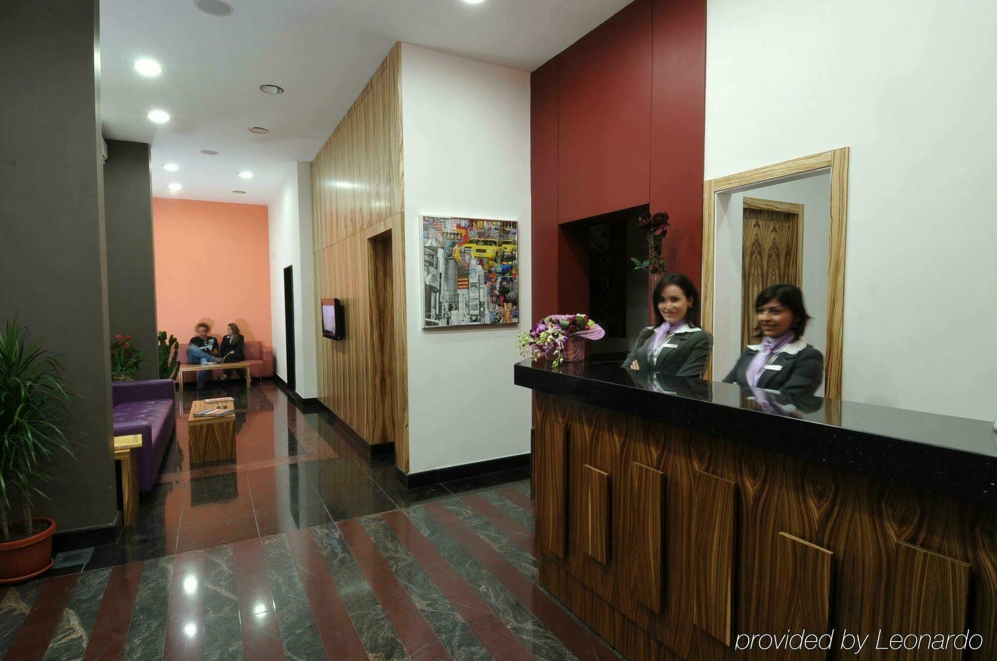 สวีท โฮเต็ล เมอร์ลอต Hotel เบรุต ภายนอก รูปภาพ